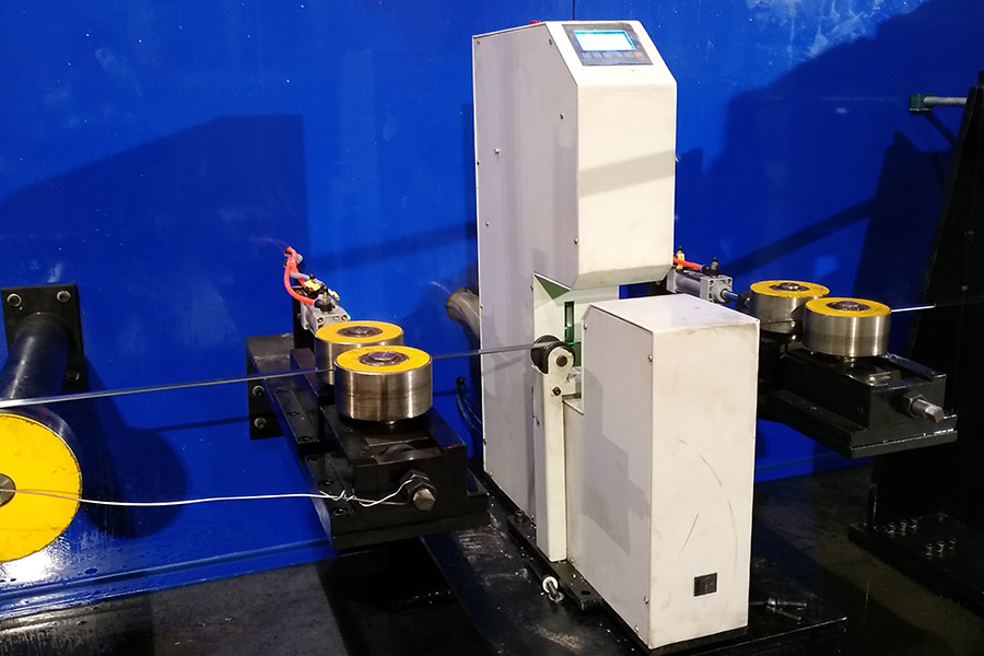 64215b8a2dfbc.jpg 测宽测厚仪实拍.jpg